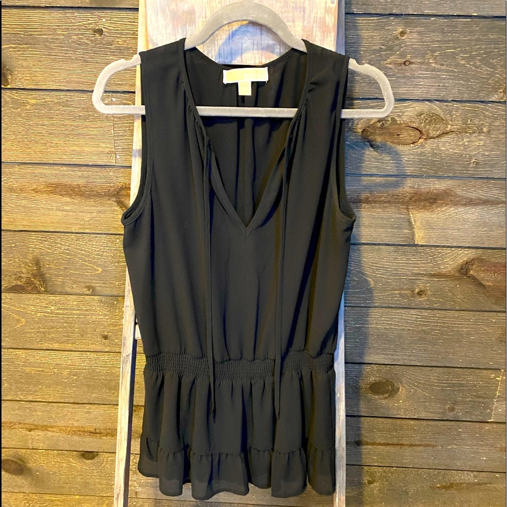 Micheal Kors adorable top!